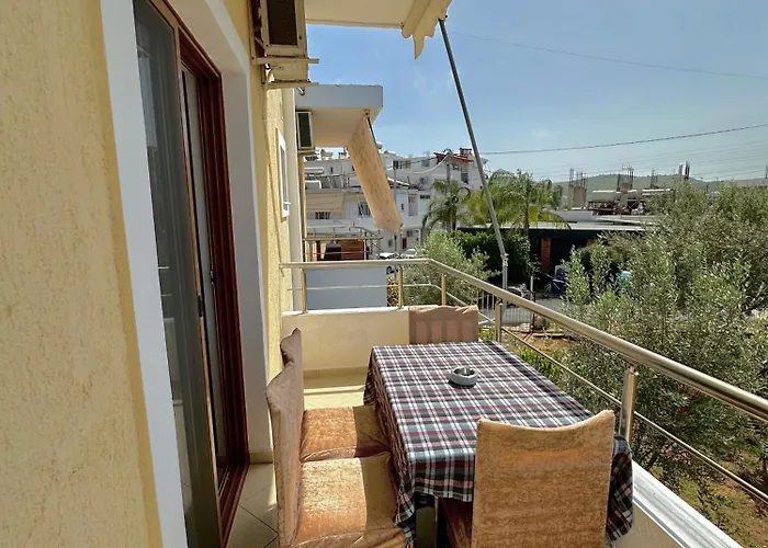 Nelamari Apartament *