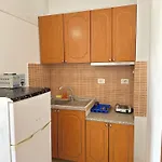 Nelamari * Ksamil